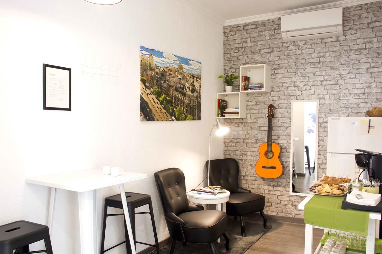 Hostal Guestped Madrid Kültér fotó